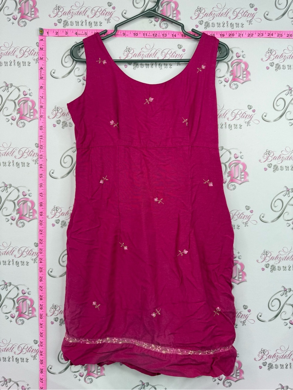 Jessica dress embroidered flowers Fuchsia Embroidered Sleeveless Midi Dress